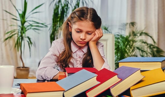 child-struggles-in-reading child-struggles-in-reading